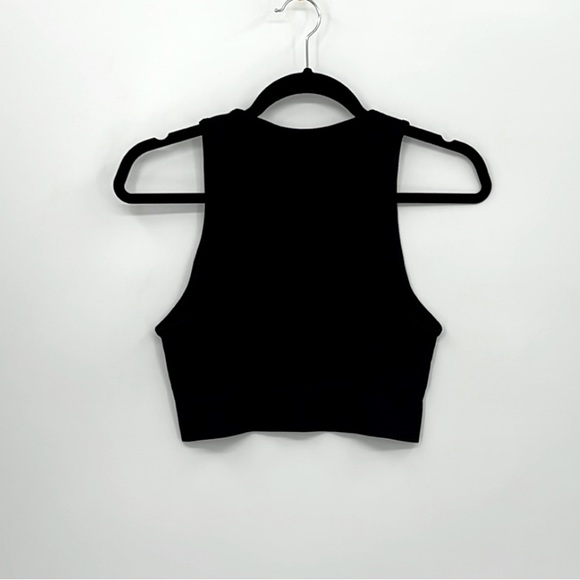 BABATON Silhouette Seamless Cropped Tank - Picture 4 of 4